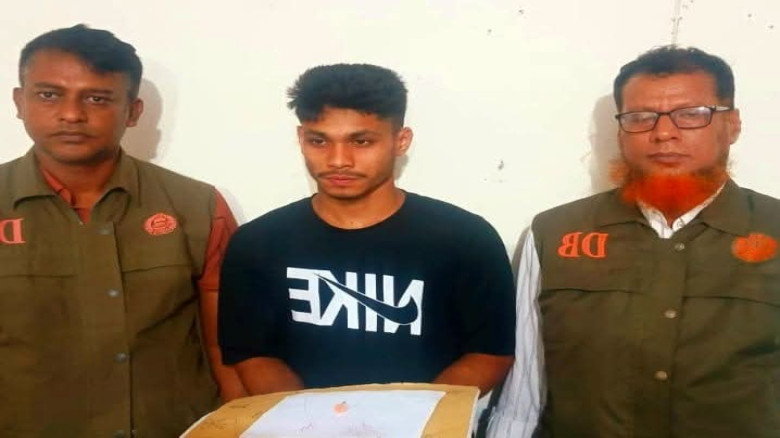 ঝালকাঠিতে ইয়াবাসহ যুবক আটক, পলাতক আরও একজন...