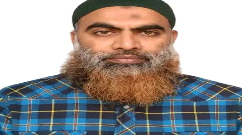 রাজাপুরে মানবকন্ঠের সাংবাদিকের উপর হামলা...