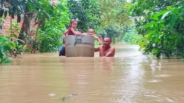 ফেনীর পরশুরামে বন্যা পরিস্থিতির মারাত্মক অবনতি...