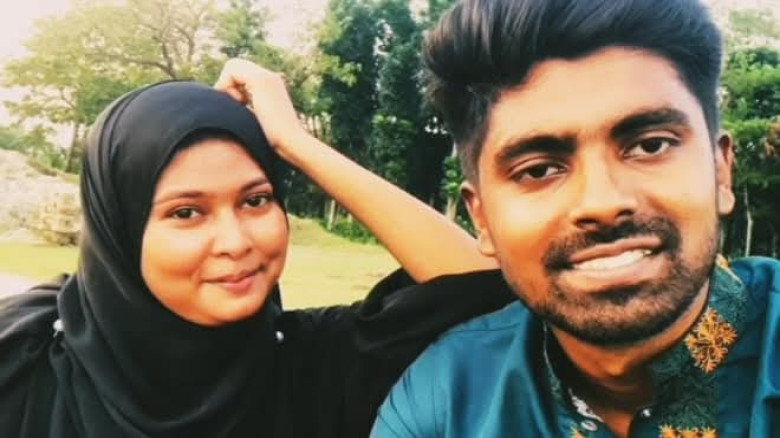 প্রেমিকের বাড়িতে ৪ দিন অনশন, অবশেষে বিয়ে...