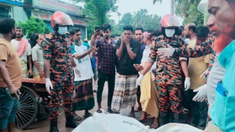 পাবনা কাশিনাথ পুরে ট্রাক ভ্যান সংঘর্ষে সংঘর্ষে নিহ...