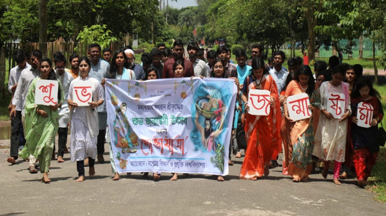 প্রতিনিধির পাঠানো ছবি