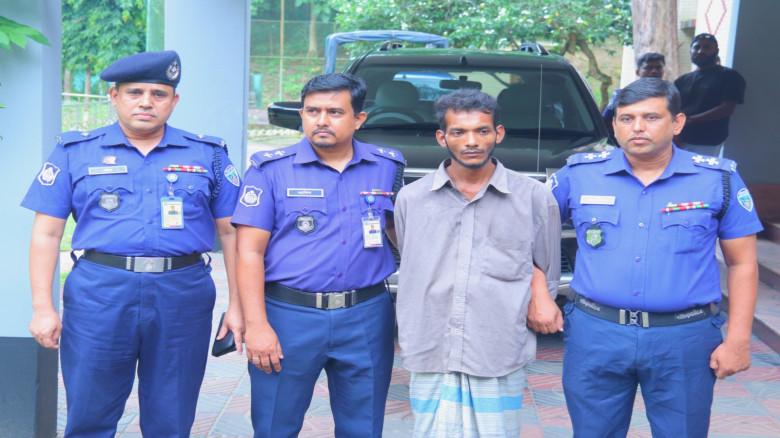 খাগড়াছড়িতে দাদী-ফুফুকে নৃশংসভাবে হত্যা ঘটনায় ঘাতক ...