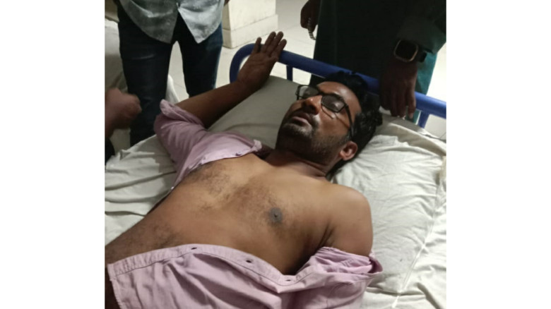 শৈলকুপায় নুরু’র উপর হামলার প্রতিবাদে বিক্ষোভ মিছিল...