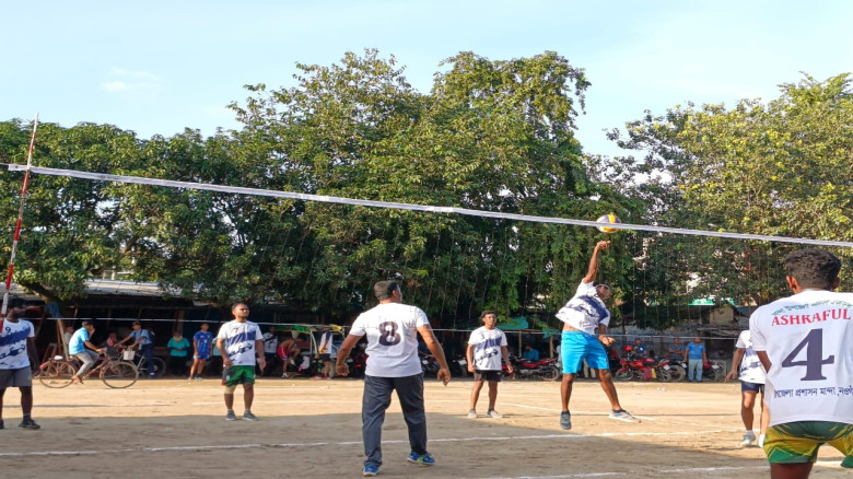 নওগাঁর ঐতিহ্যবাহী ভলিবল খেলা