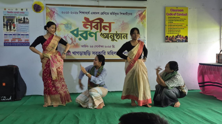 খাগড়াছড়ি সরকারি মহিলা কলেজে বর্ণাঢ্য আয়োজনে নবীন ব...