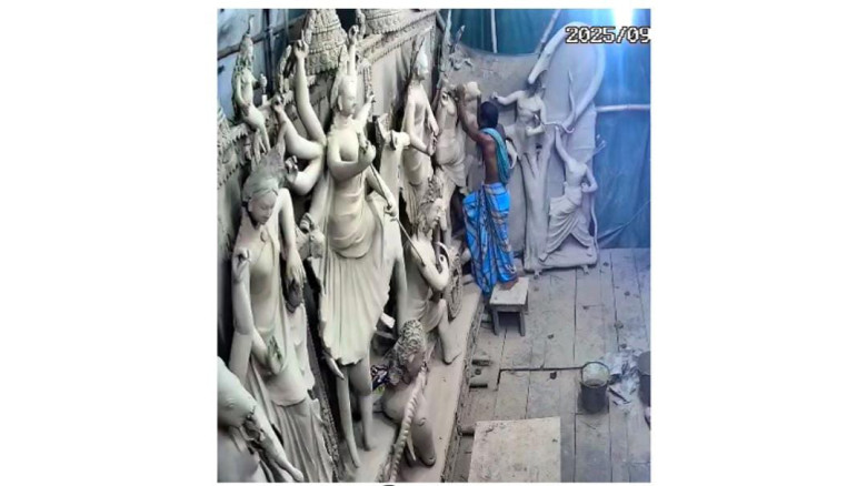 শৈলকুপায় দুর্গা প্রতিমা ভাংচুর, মানসিক প্রতিবন্ধী ...