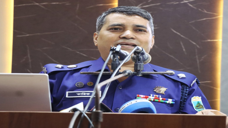 লালপুরে মোবাইল হ্যাকিং ও অনলাইন প্রতারণা প্রতিরোধে শিক্ষার্থীদের সাথে পুলিশ সুপারের মতবিনিময় সভা