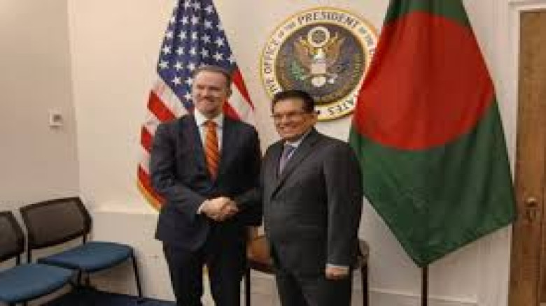 ভোট ও ভিসা নীতি নিয়ে ওয়াশিংটনে নিরাপত্তা উপদেষ্টার...